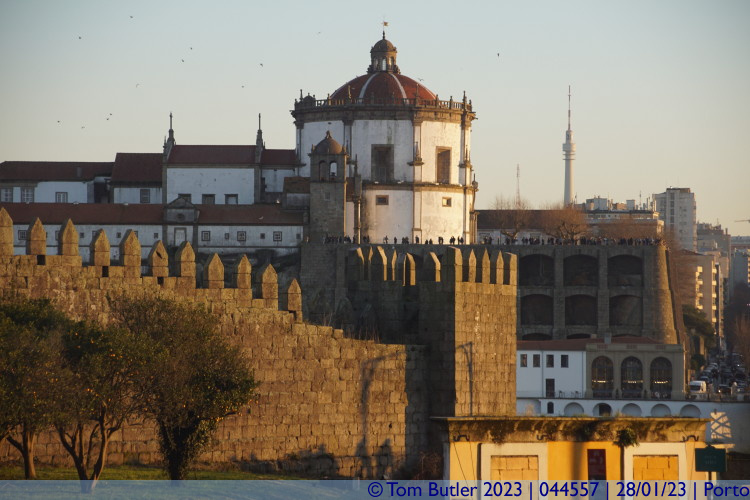 Photo ID: 044557, Walls in Porto and Church in Gaia, Porto, Portugal