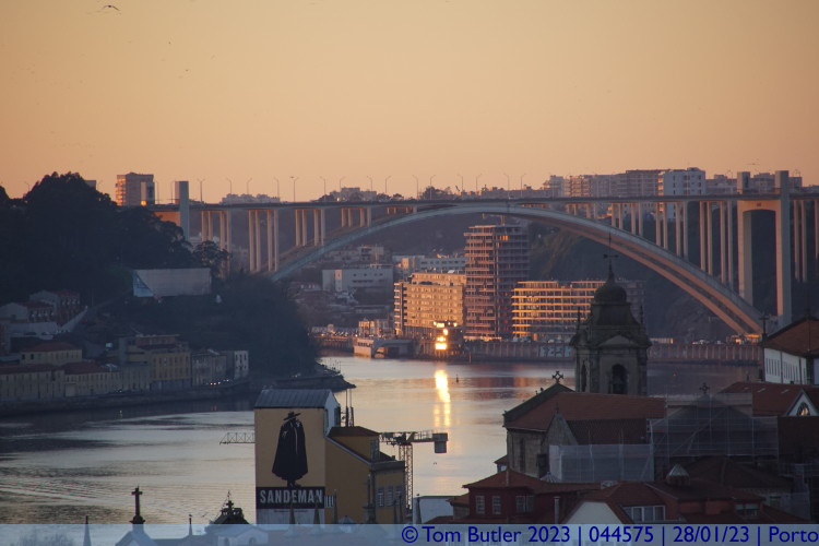 Photo ID: 044575, Ponte da Arrbida, Porto, Portugal