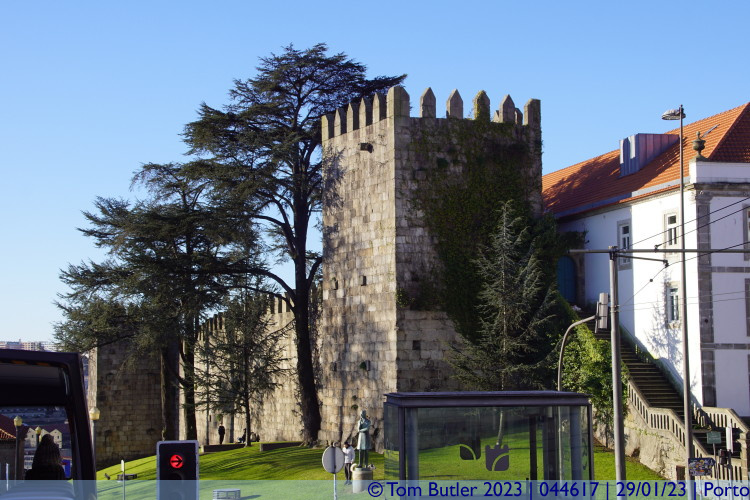 Photo ID: 044617, City walls, Porto, Portugal