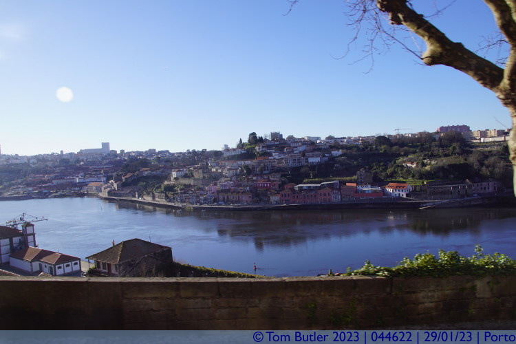 Photo ID: 044622, Looking down on the Douro, Porto, Portugal