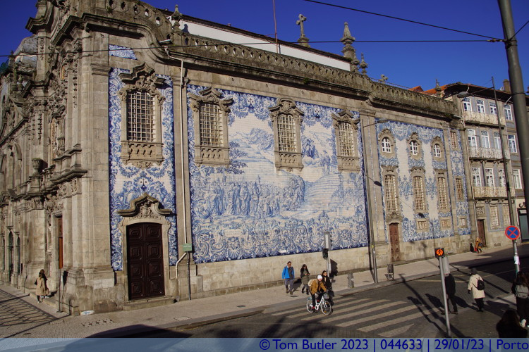 Photo ID: 044633, Tiles on the side of the Igreja do Carmo, Porto, Portugal