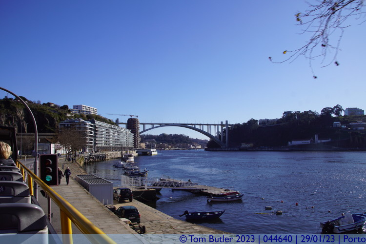 Photo ID: 044640, Ponte da Arrbida, Porto, Portugal