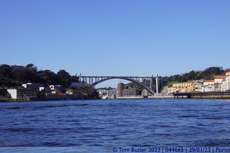 Photo ID: 044665, Ponte da Arrbida, Porto, Portugal