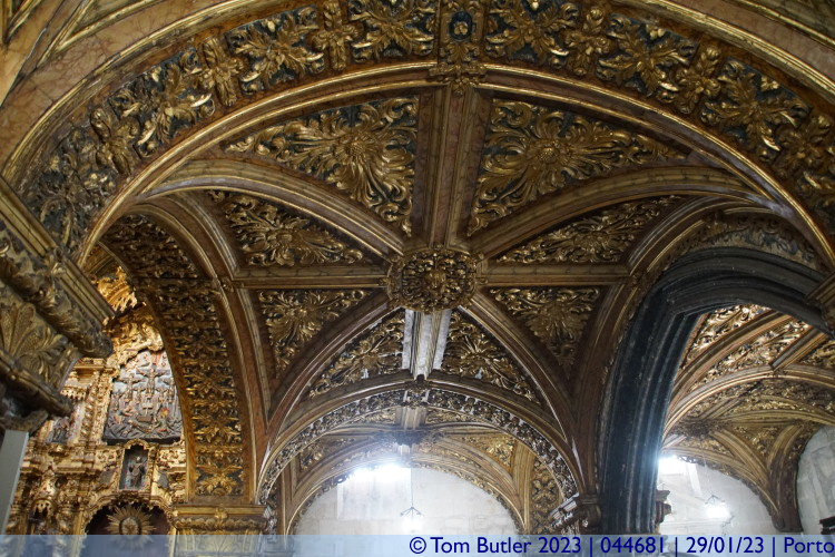 Photo ID: 044681, Golden ceiling, Porto, Portugal
