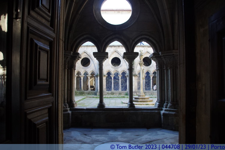 Photo ID: 044708, Cloister from the Sacristy, Porto, Portugal