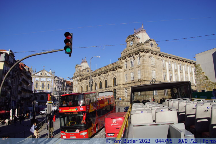 Photo ID: 044795, Passing Open-Top bus, Porto, Portugal