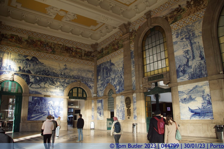 Photo ID: 044799, Inside So Bento Station, Porto, Portugal