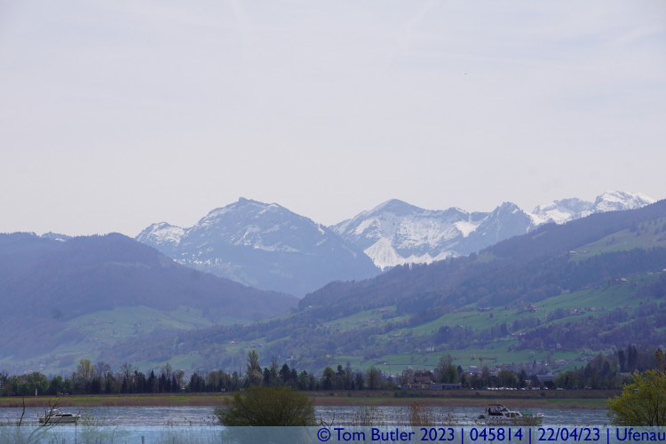 Photo ID: 045814, Snow capped peaks, Ufenau, Switzerland