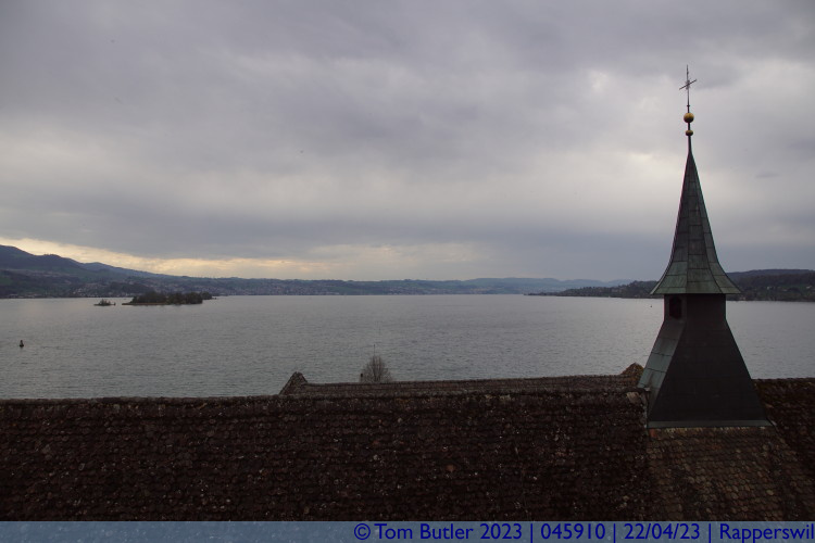 Photo ID: 045910, View over the lake from the Lindenhof , Rapperswil, Switzerland