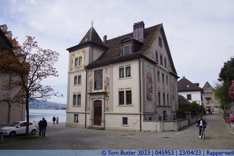 Photo ID: 045953, Painted house, Rapperswil, Switzerland