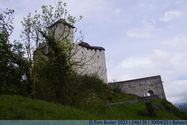 Photo ID: 046130, Approaching the castle, Balzers, Liechtenstein