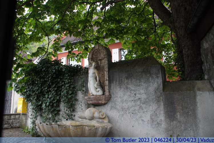 Photo ID: 046224, Fountain by the Red House, Vaduz, Liechtenstein