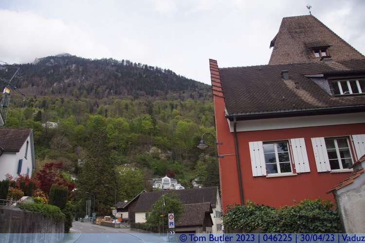 Photo ID: 046225, Red House and mountain, Vaduz, Liechtenstein