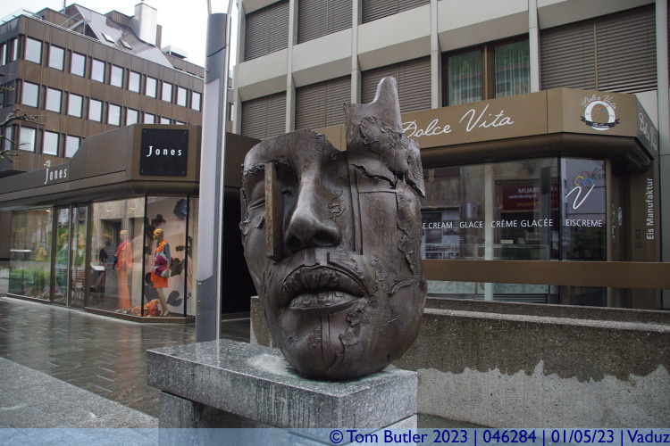 Photo ID: 046284, African King Sculpture, Vaduz, Liechtenstein