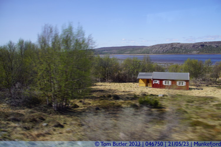 Photo ID: 046750, Wooden cabins, Munkefjord, Norway
