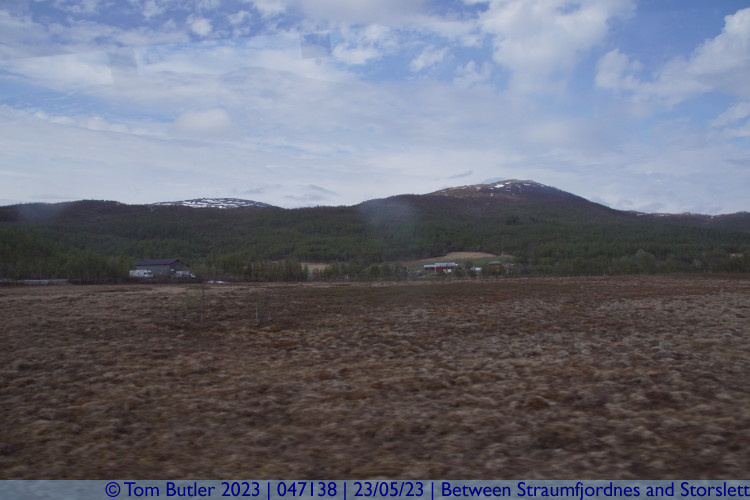 Photo ID: 047138, Wide plateau, Between Straumfjordnes and Storslett, Norway