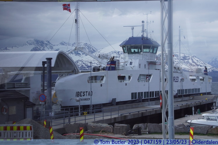 Photo ID: 047159, Ferry across the Lyngenfjorden, Olderdalen, Norway