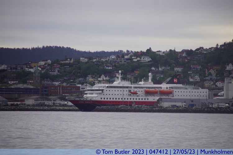Photo ID: 047412, MS Kong Harold in port, Munkholmen, Norway
