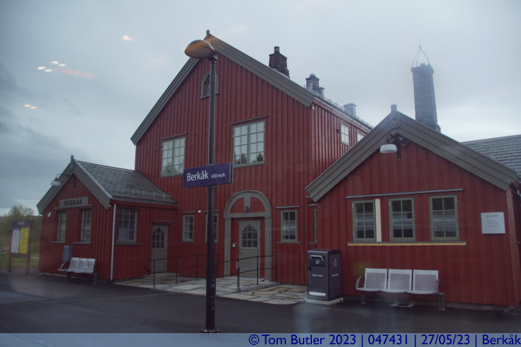 Photo ID: 047431, Berkk station, Berkk, Norway