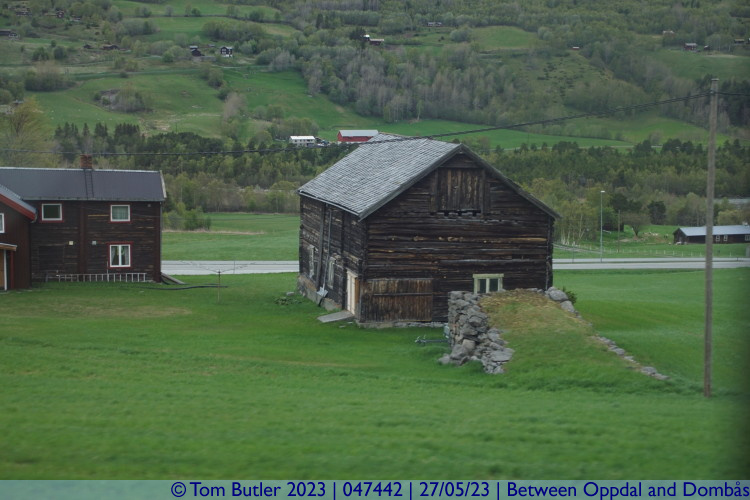 Photo ID: 047442, Traditional farming huts, Between Oppdal and Dombs, Norway