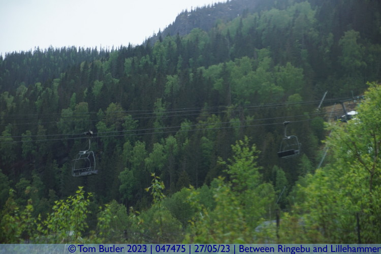 Photo ID: 047475, Ski lifts, Between Ringebu and Lillehammer, Norway