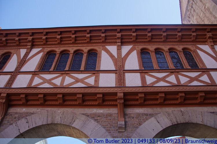 Photo ID: 049153, Burg Dankwarderode link bridge, Braunschweig, Germany