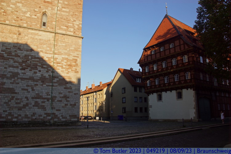 Photo ID: 049219, Church tower and Alte Waage, Braunschweig, Germany