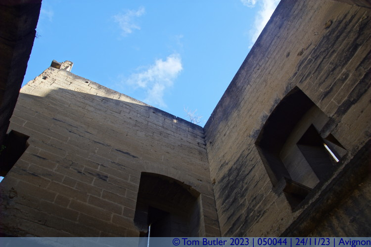Photo ID: 050044, Inside the Poterne Monclar, Avignon, France