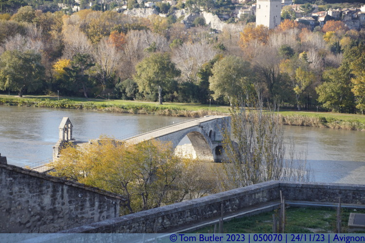 Photo ID: 050070, Pont d'Avignon, Avignon, France