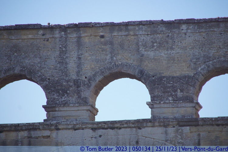 Photo ID: 050134, Top level of arches and the aqueduct, Vers-Pont-du-Gard, France