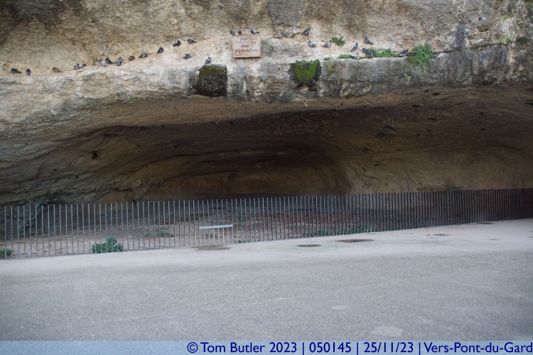 Photo ID: 050145, Prehistoric cave, Vers-Pont-du-Gard, France