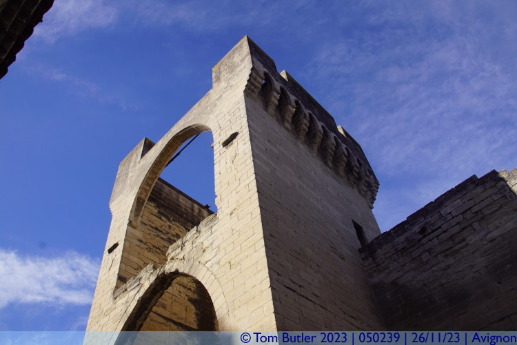 Photo ID: 050239, Tall tower, Avignon, France