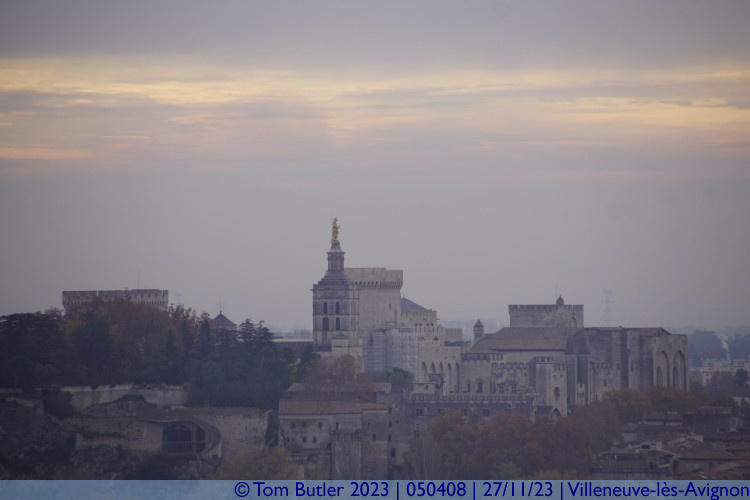 Photo ID: 050408, Avignon in the distance, Villeneuve-ls-Avignon, France