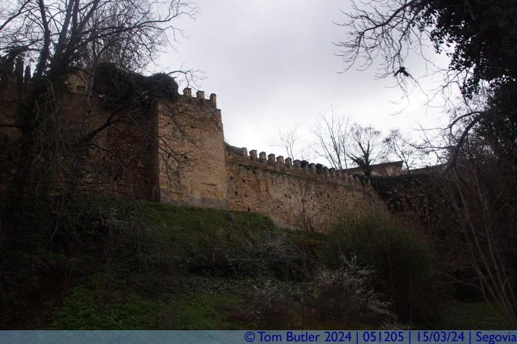 Photo ID: 051205, City walls, Segovia, Spain
