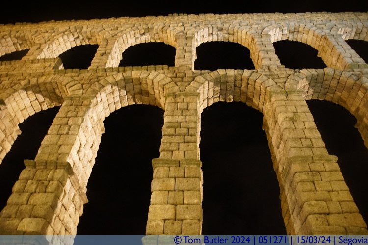 Photo ID: 051271, Acueducto de Segovia, Segovia, Spain