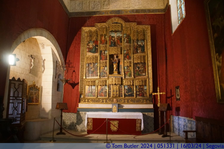 Photo ID: 051331, In the chapel, Segovia, Spain