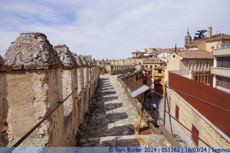 Photo ID: 051362, On top of the walls, Segovia, Spain