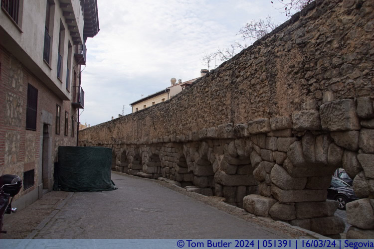 Photo ID: 051391, Land falling away from the aqueduct, Segovia, Spain