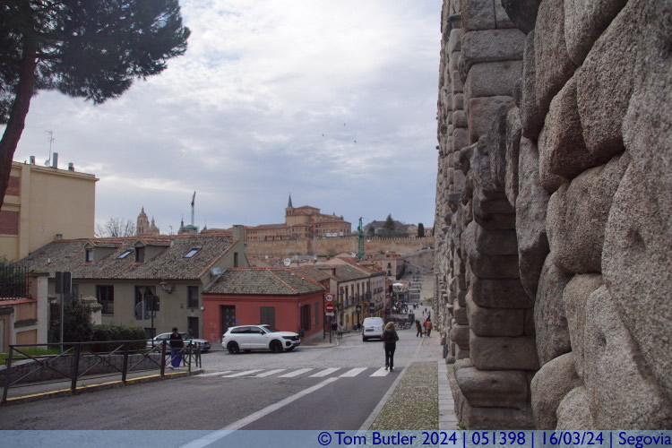 Photo ID: 051398, Aqueduct and city walls, Segovia, Spain