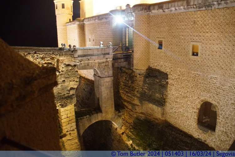 Photo ID: 051403, Drawbridge at night, Segovia, Spain