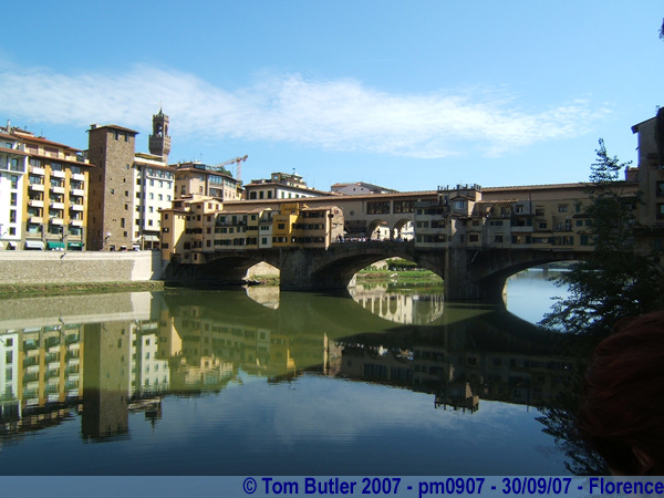 Photo ID: pm0907, The Ponte Vecchio over the millpond still River Arno, Florence, Italy