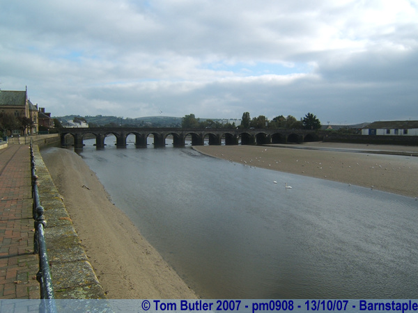 Photo ID: pm0908, Barnstaple Long Bridge spanning the Taw, Barnstaple, Devon