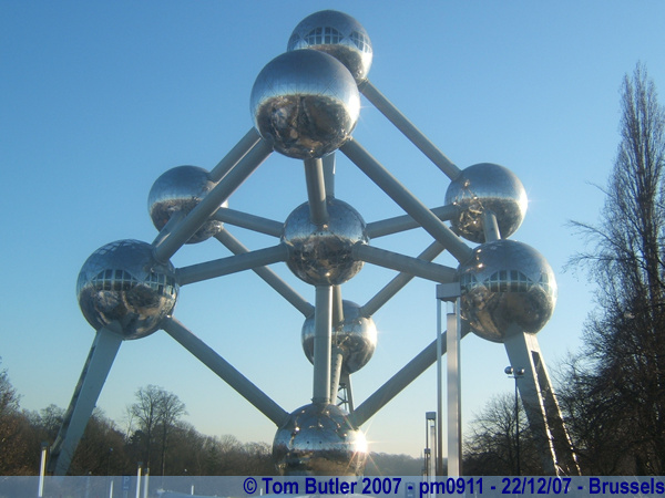 Photo ID: pm0911, The atomium on a Crisp December afternoon, Brussels, Belgium