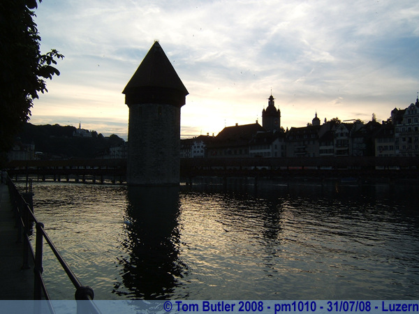 Photo ID: pm1010, The sun starts to set of Luzern, Luzern, Switzerland
