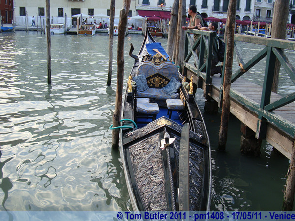 Photo ID: pm1408, Gondolier Moored up near Rialto, Venice, Italy